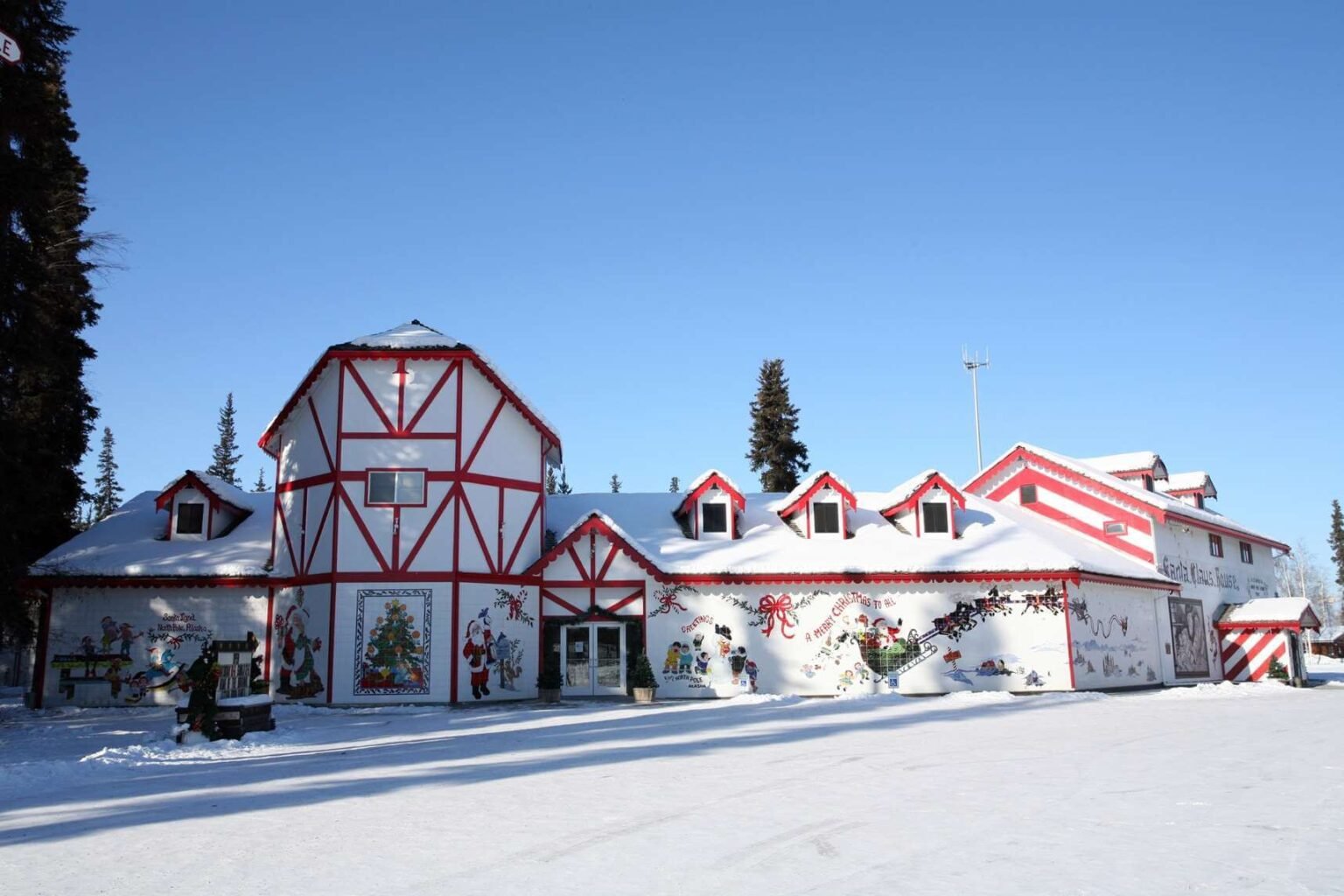 Alaska’s Holiday Shopping Event Supports Local Charities Annually Alaska's holiday shopping event kicks off holiday season.