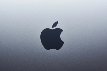 Apple´s logo.