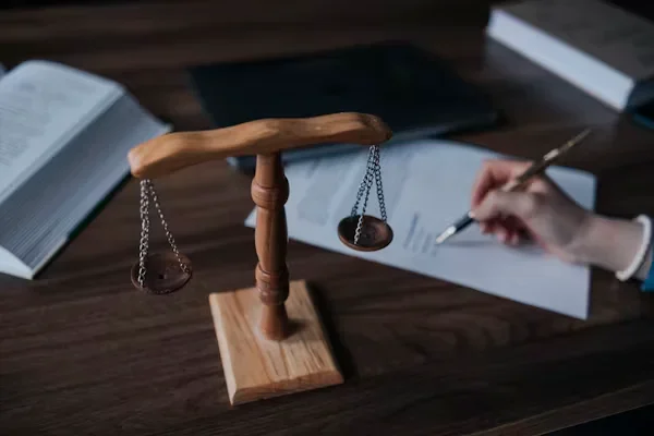 Acts of Bad Faith in Long-Term Disability Claims: Some Examples to Understand Better person writing on paper