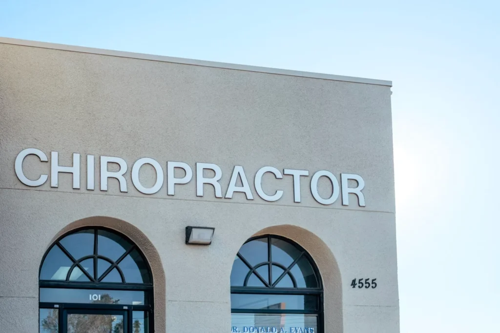sign CHIROPRACTIC on wall