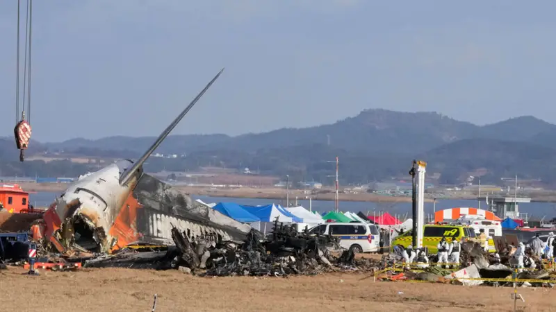 Jeju Air Plane crash probe focuses on black.