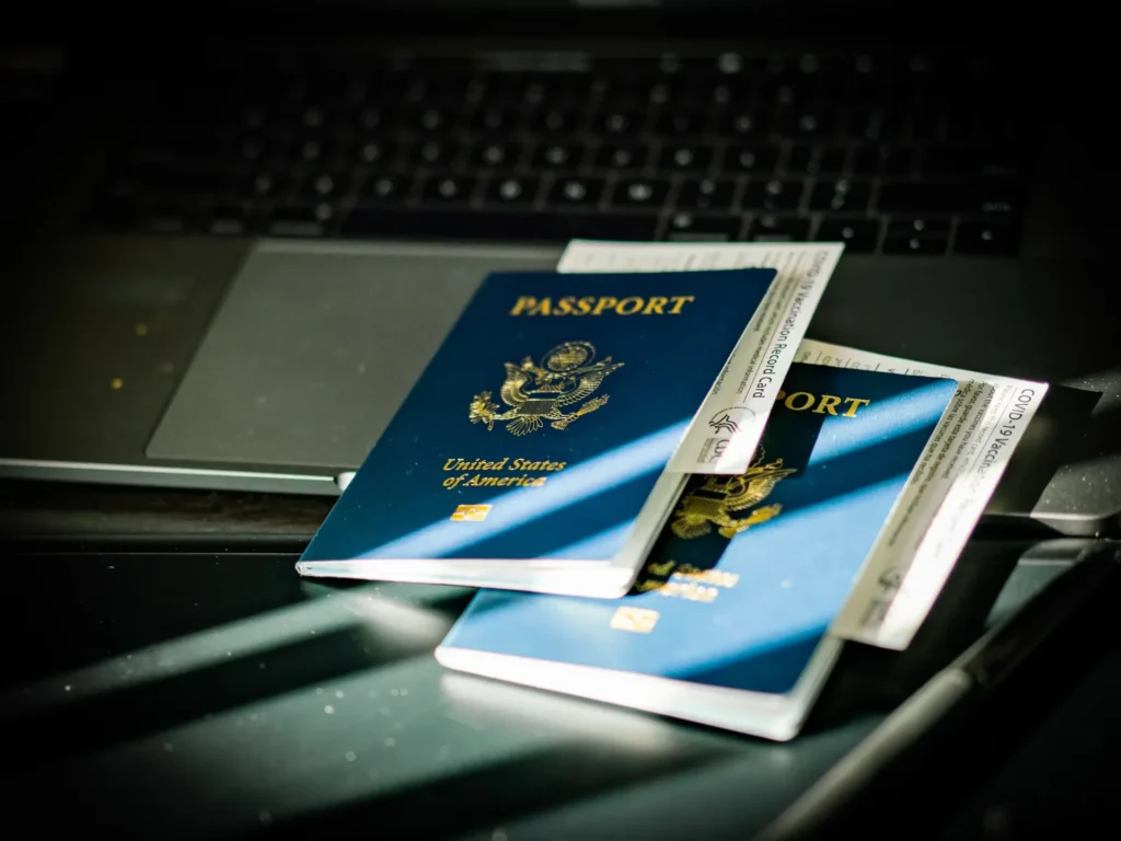 7 Things Everyone Does When Arriving at the Airport airport