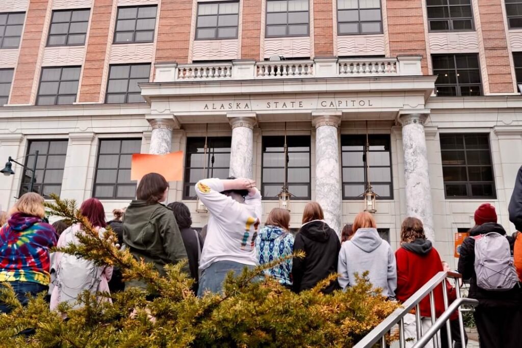 Alaska Youth Employment Bill heads to State House.