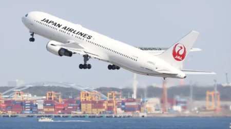 Japan Airlines Plan to Include Alaska Air in a Joint Venture with American Airlines An airplane from Japan Airlines taking off.