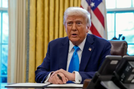 US Tariffs on Canada and Mexico Set to Begin as Trade Tensions Escalate US tariffs on Canada and Mexico