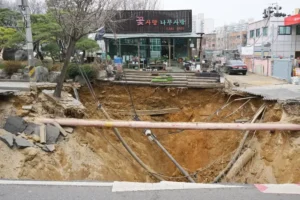 A Sinkhole Accident in Seoul.