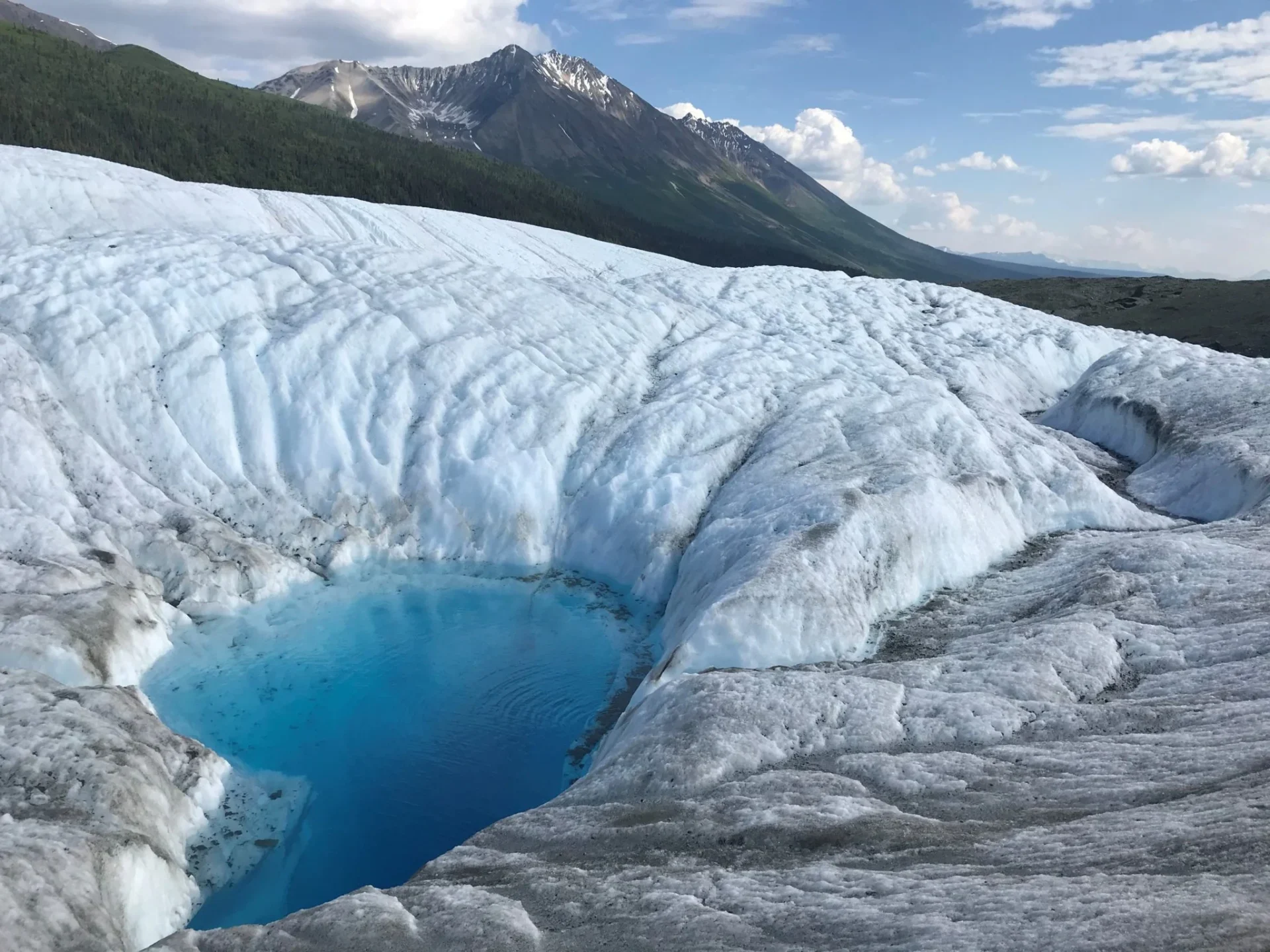 Root-Glacier-maccarthy-alaska-image-source-alaska-tours