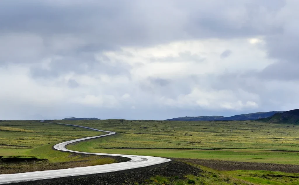 Off-Grid Homesteading Challenges in Alaska in 2025 Accessibility and Transportation
