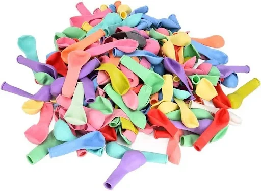 How to Decorate Your Event Like a Pro Without Wasting Time Alot of colorful balloons on table