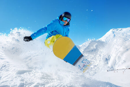 unblurimageai snowboarding