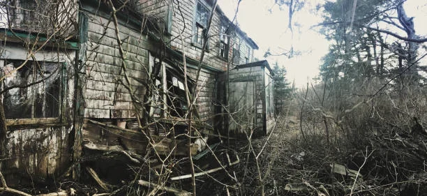 Top Abandoned Ghost Towns to Explore in Alaska ghost