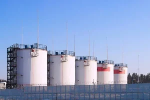russian oil tanks