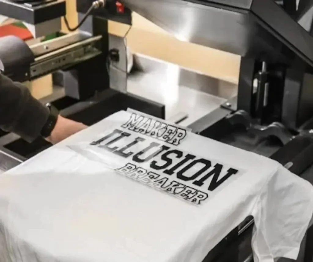 The Best Custom Apparel Printing Solutions for Alaskan Entrepreneurs in 2025: Speed, Quality, and Value printing-T-shirt