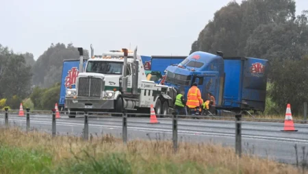 When to Hire a Las Vegas Tire Blowout Truck Accident Attorney