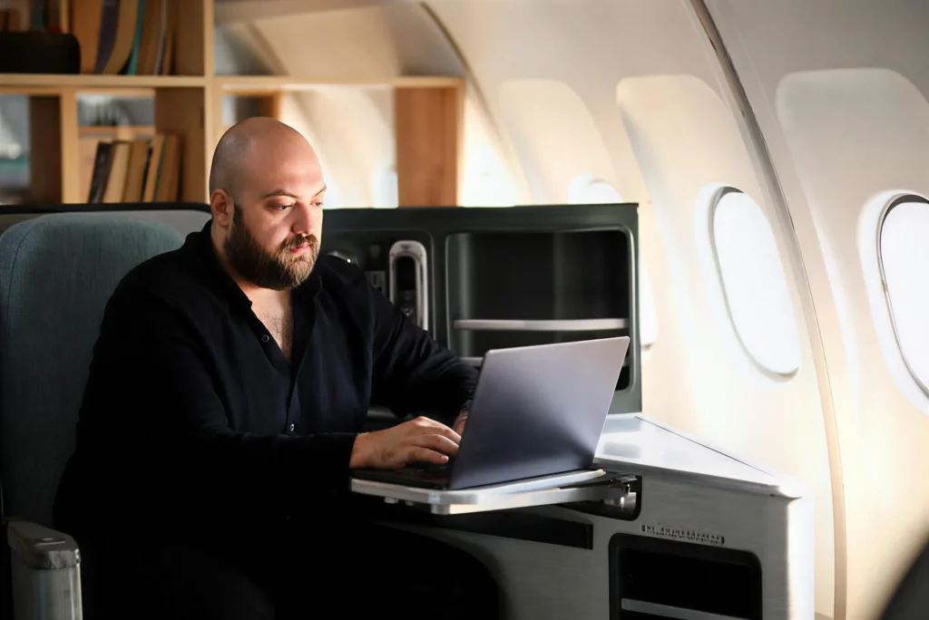 Alaska Airlines Unveils New International Business Class Suites Experience on Dreamliner