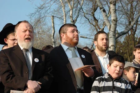 Anchorage Jewish Community Celebrates Purim With Festivities and Fellowship