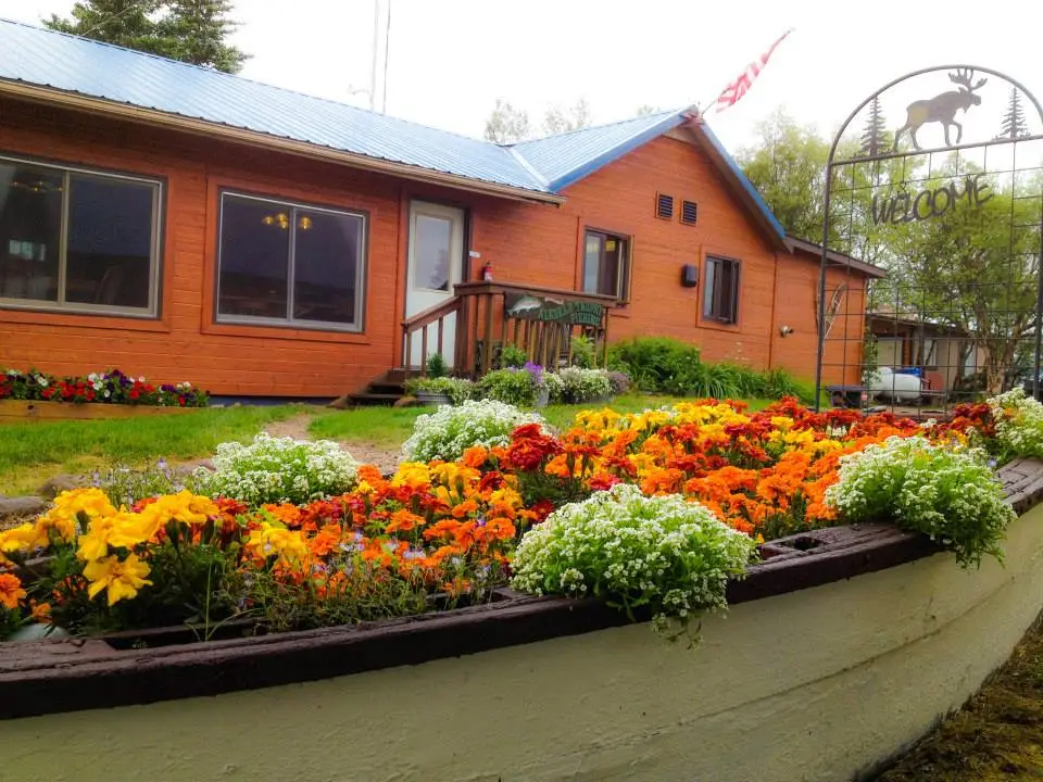Top 14 All-Inclusive Alaska Fishing Lodges for Luxury, Fly Fishing & Affordable Adventures No See Um Lodge